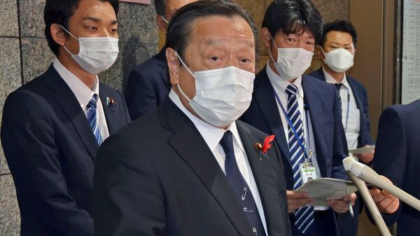 Japans Verteidigungsminister Yasukazu Hamada spricht in Tokio mit Journalisten., © Uncredited/Kyodo News via AP/dpa