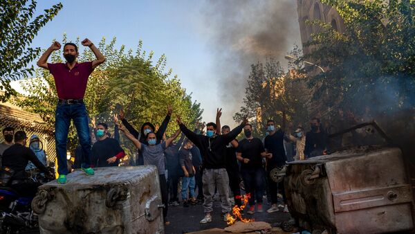 Protest in der iranischen Hauptstadt nach dem Tod der 22-jährigen Mahsa Amini., © Uncredited/AP/dpa